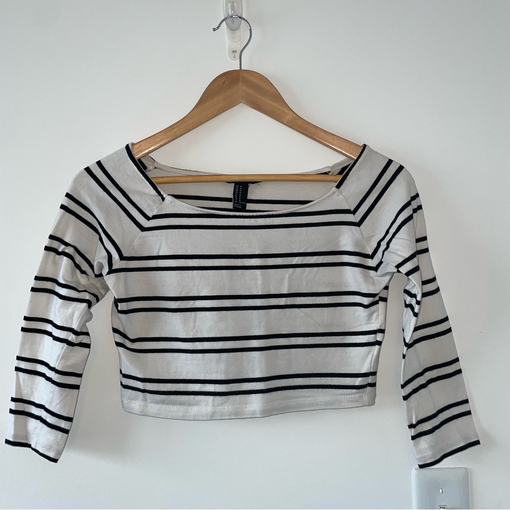 Striped Half-Sleeve Blue and White Crop Top